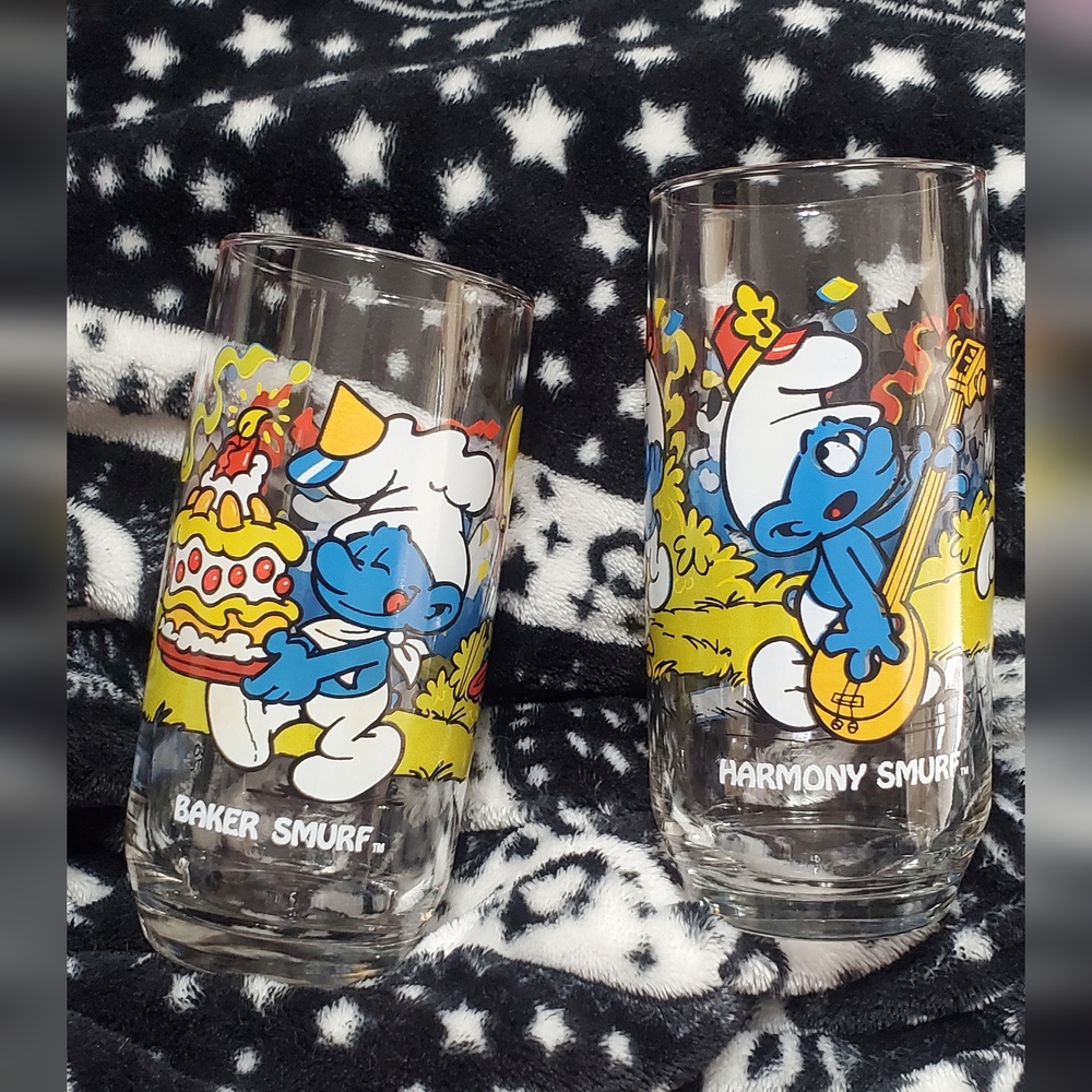 Vintage 1983 Smurf glasses